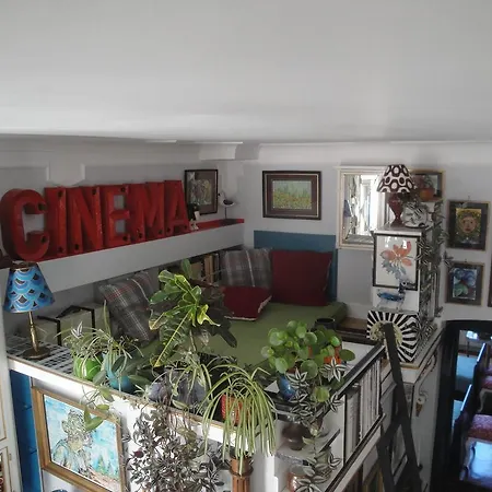 Apartment Eleven Ap